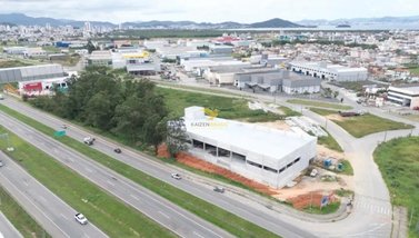 business em Avenida do Comércio, Pachecos - Palhoça - SC