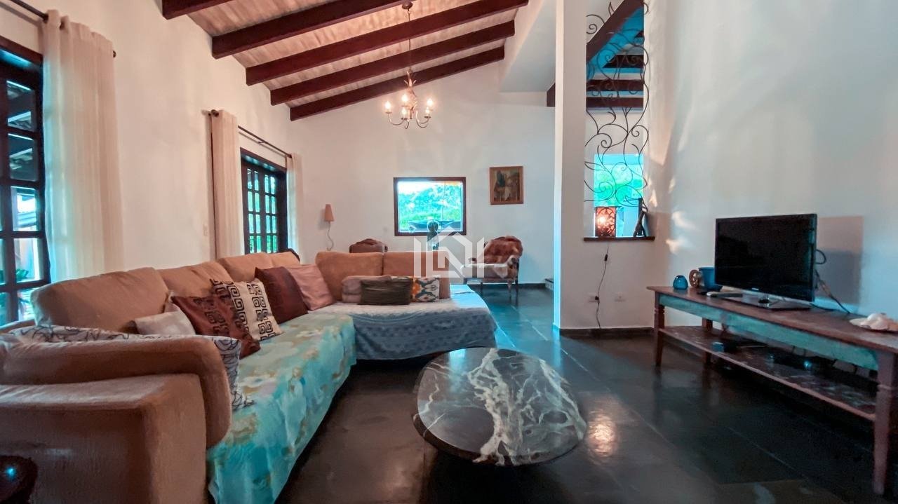 Casa a venda no condominio Patrimonio do Carmo - Sala de estar com lareira