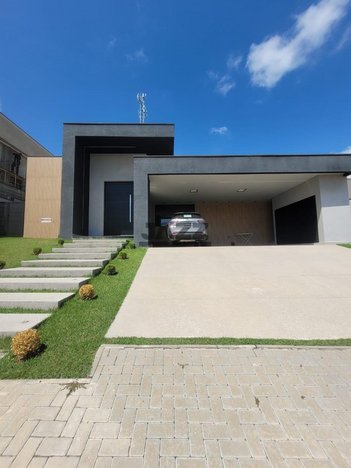 house em Avenida Durval Messias Queiroga, Condomínio Residencial Monte Carlo - São José dos Campos - SP