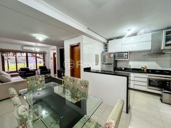 house em Avenida Senador Daniel Krieger, Jardim Itu - Porto Alegre - RS