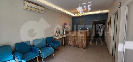 office em Rua Icaraí, Tabajaras - Uberlândia - MG