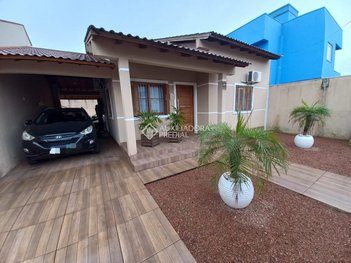 house em Rua Cruz Alta, Jardim dos Lagos - Guaíba - RS