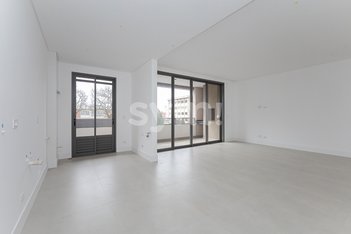 apartment em Rua Brasílio Itiberê, Água Verde - Curitiba - PR