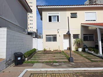 house em Avenida Francisco Rodrigues Filho, Vila Mogilar - Mogi das Cruzes - SP