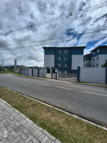 apartment em Rua Walace Landal, Santa Cândida - Curitiba - PR