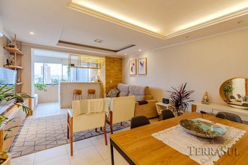 apartment em Rua Botafogo, Menino Deus - Porto Alegre - RS
