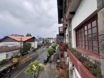 office em Rua Garibaldi, Centro - Gramado - RS
