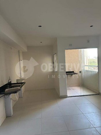 apartment em Rua Reinaldo Alves da Rocha, Loteamento Portal do Vale II - Uberlândia - MG