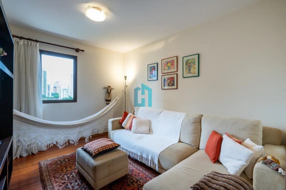 WhatsApp Image 2025-11-27 at 14.08