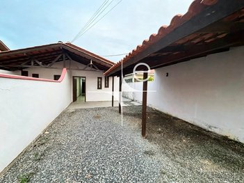 house em Rua Raimundo Starosky, Carianos - Florianópolis - SC