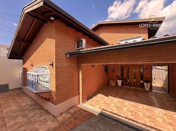 house em Avenida Professor Raphael Laurindo, Jardim Paraíso II - Botucatu - SP
