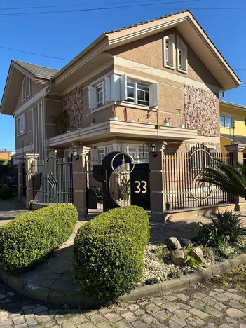 house em Rua Doutor Bruno Serafini, Nossa Senhora da Saúde - Caxias do Sul - RS