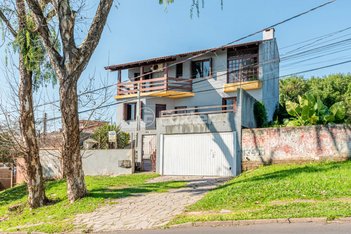 house em Rua Comandai, Cristal - Porto Alegre - RS
