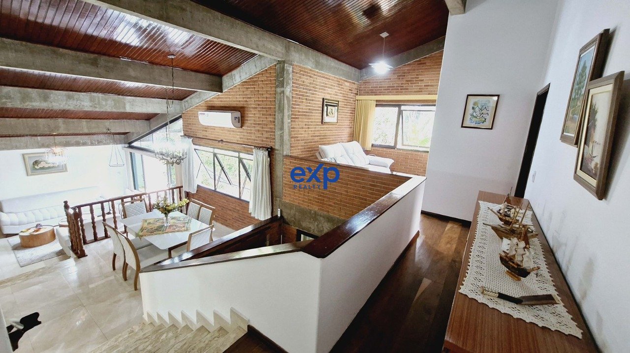 WhatsApp Image 2025-04-01 at 16.13