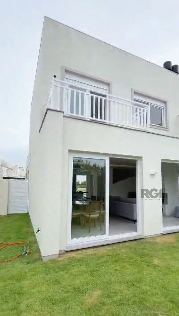 492a175b-f6fd-4180-8603-e1e723506118