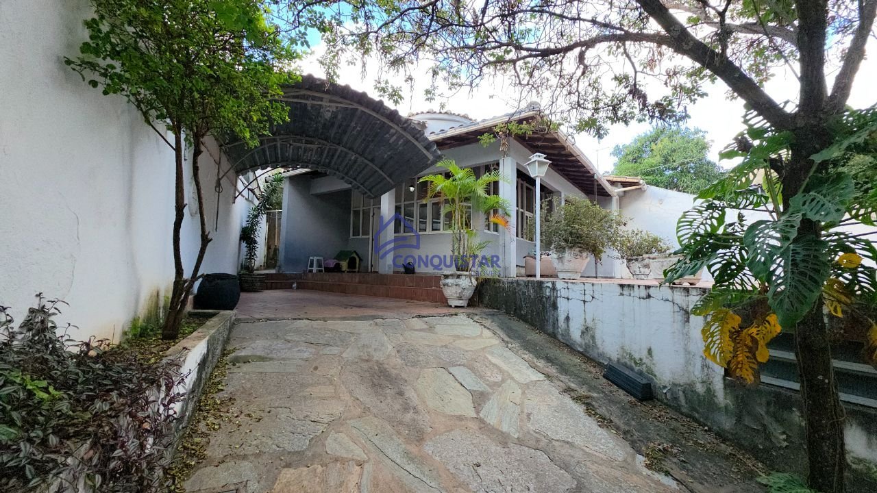 Casa com 3 quartos — São João Batista (Venda Nova), Belo Horizonte