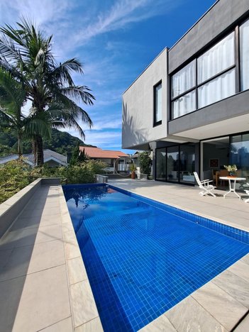 house em Avenida das Arapongas, Ariribá - Balneário Camboriú - SC