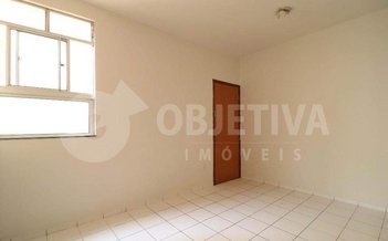 apartment em Rua Icaraí, Patrimônio - Uberlândia - MG