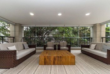 apartment em Avenida Chibarás, Moema - São Paulo - SP