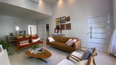 house em Avenida Arnaldo Felipe Sbruzzi, Piracangaguá - Taubaté - SP
