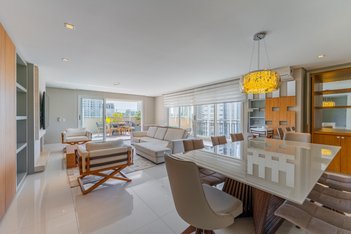 apartment em Rua Francisco Juglair, Mossunguê - Curitiba - PR