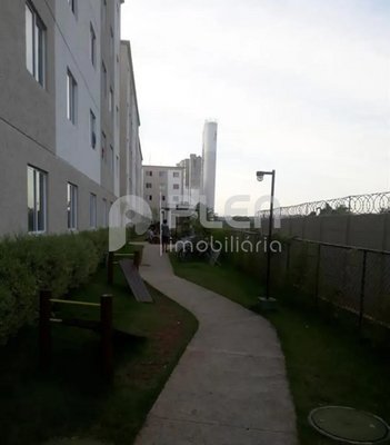apartment em Rua Carmine Monetti, Jardim das Oliveiras - São Paulo - SP
