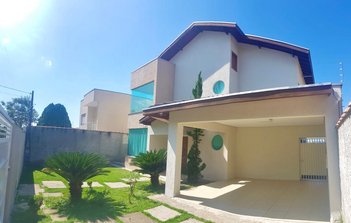house em Avenida Antônio Cozzi, Jardim Residencial Doutor Lessa - Pindamonhangaba - SP
