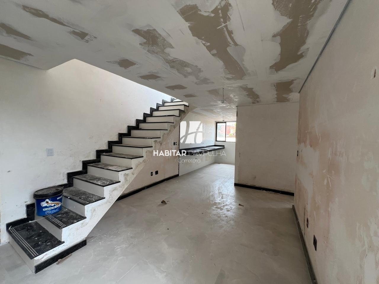 Cobertura com 3 quartos — Santa Mônica, Belo Horizonte