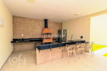 apartment em Avenida Família Gonçalves Carneiro, Cavalhada - Porto Alegre - RS