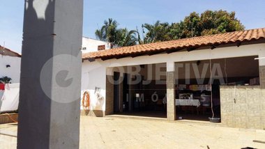 house em Avenida Confederação do Equador, Nossa Senhora das Graças - Uberlândia - MG