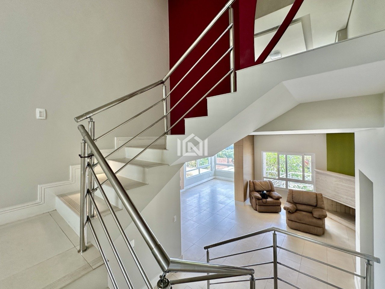 casa a venda no condominio aldeia da fazendinha - acesso a parte superior