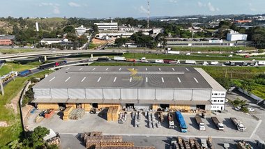 industrial em Avenida Hélio Ossamu Daikuara, Jardim Vista Alegre - Embu das Artes - SP