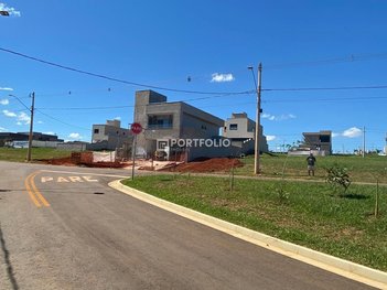 land_lot em Avenida Progresso, Condomínio Vinhas - Senador Canedo - GO