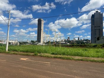 commercial_building em Rua Otília Souza Oliveira, Morada da Colina - Uberlândia - MG