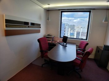 office em Comendador Miguel Calfat, Vila Nova Conceição - São Paulo - SP