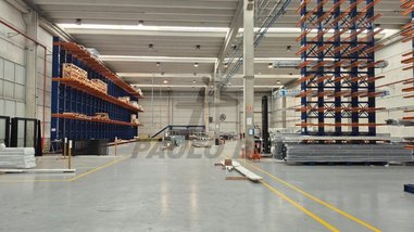 industrial em Rua Gema, Campanário - Diadema - SP