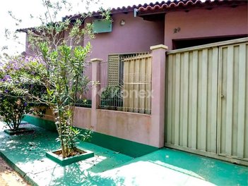 house em Rua Goiás, Centro - Manduri - SP