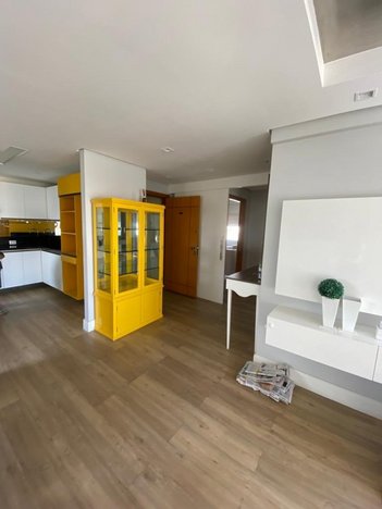 apartment em Rua Bernardo Pires, Santana - Porto Alegre - RS