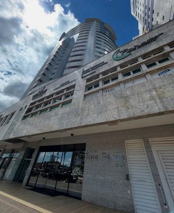 apartment em Avenida Advogado Horácio Raccanello Filho, Zona 07 - Maringá - PR
