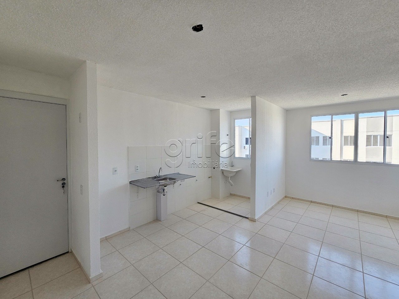 Cond Reserva Flora, 2 Quartos, 2 Banheiros, 1 Vaga- 03