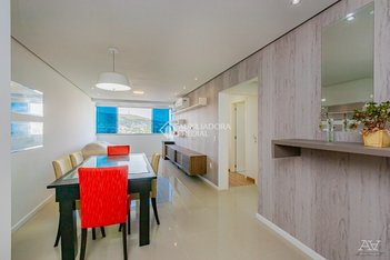 apartment em Rua Professor Freitas Cabral, Jardim Botânico - Porto Alegre - RS