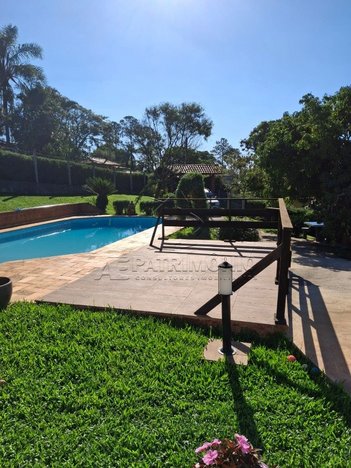 agricultural em Rua dos Rouxinóis, Lagos de San José - Mairinque - SP