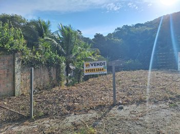 land_lot em Rua Gécio de Souza e Silva, Sambaqui - Florianópolis - SC