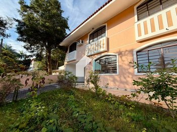 house em Rua José Scuissiato, Seminário - Curitiba - PR