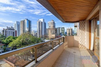 apartment em Rua Carlos Trein Filho, Auxiliadora - Porto Alegre - RS