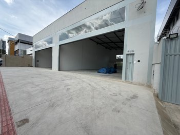 industrial em Avenida General Olímpio Mourão Filho, Itapoã - Belo Horizonte - MG