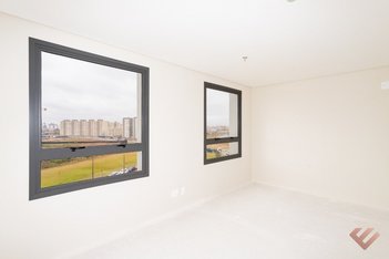 office em Rua Suzana Cortez Balreira, São Gonçalo - Pelotas - RS