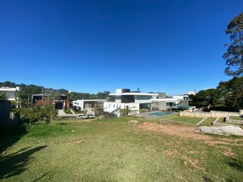 land_lot em Estrada Haroldo Soares Glavan, Cacupé - Florianópolis - SC