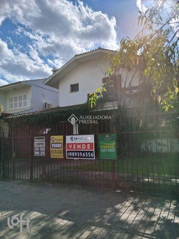 house em Dona Adda Mascarenhas de Moraes, Jardim Itu-Sabará - Porto Alegre - RS