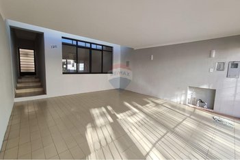 commercial_building em Rua José Bim, Centro - Atibaia - SP